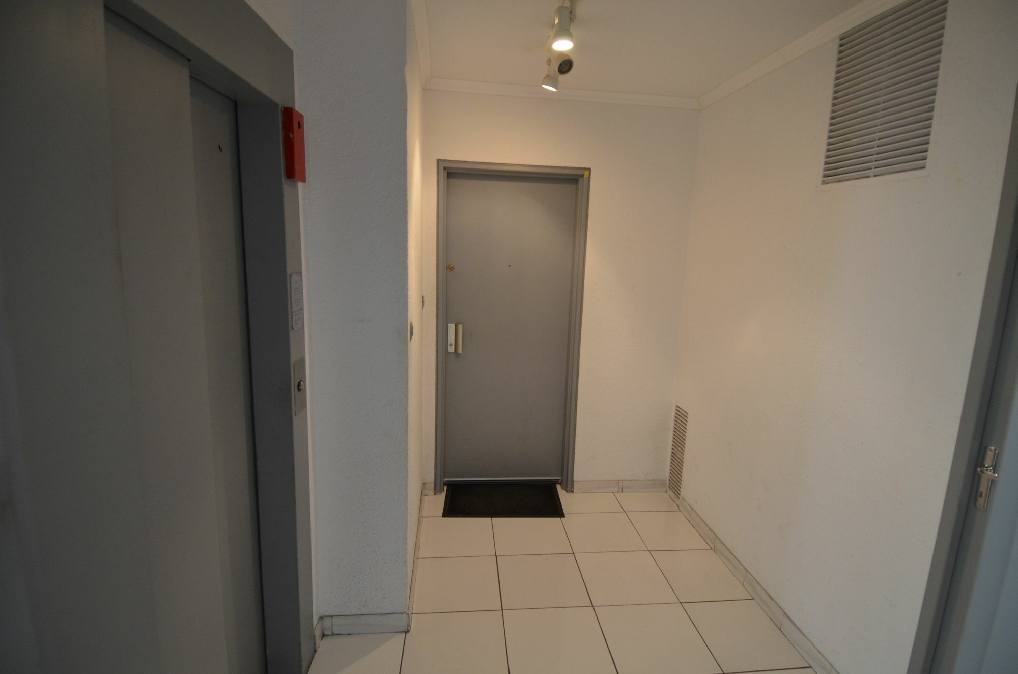 Appartement Rooftop 8 Personnes Grande Terrasse Avec Parking Quartier Aeroport Νίκαια Εξωτερικό φωτογραφία